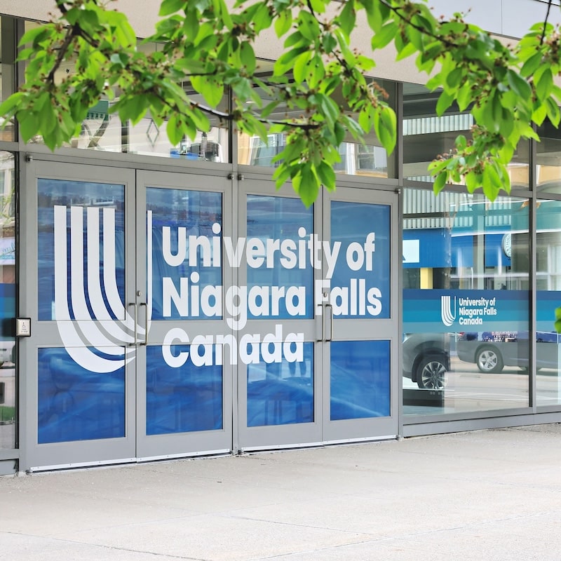 ABOUT NIAGARA FALLS CANADA UNIVERSITY