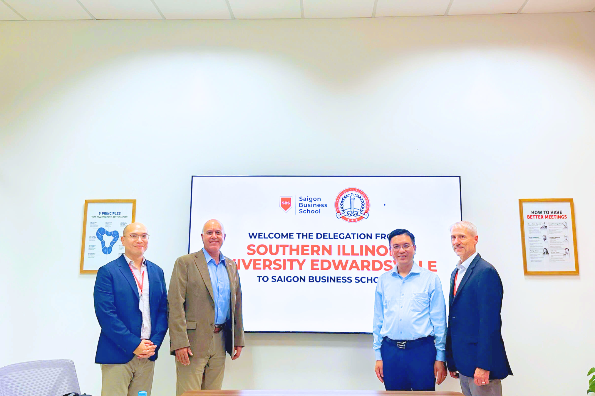 SBS Vinh Dự Đón Tiếp Đoàn Đại Học Southern Illinois (SIUE), Hoa Kỳ