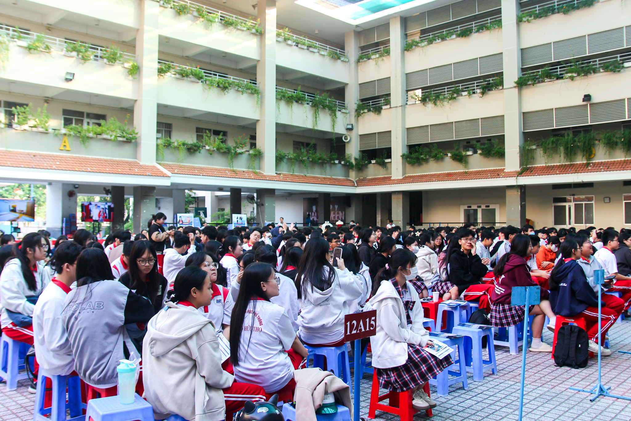 THPT  Nguyễn Hữu Thọ